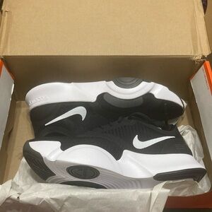 New Womens Nike Superrep training shoes